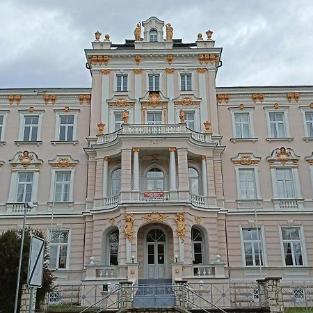 Aparthotel Mva House Teplice, Sanovsky Park Exterior foto